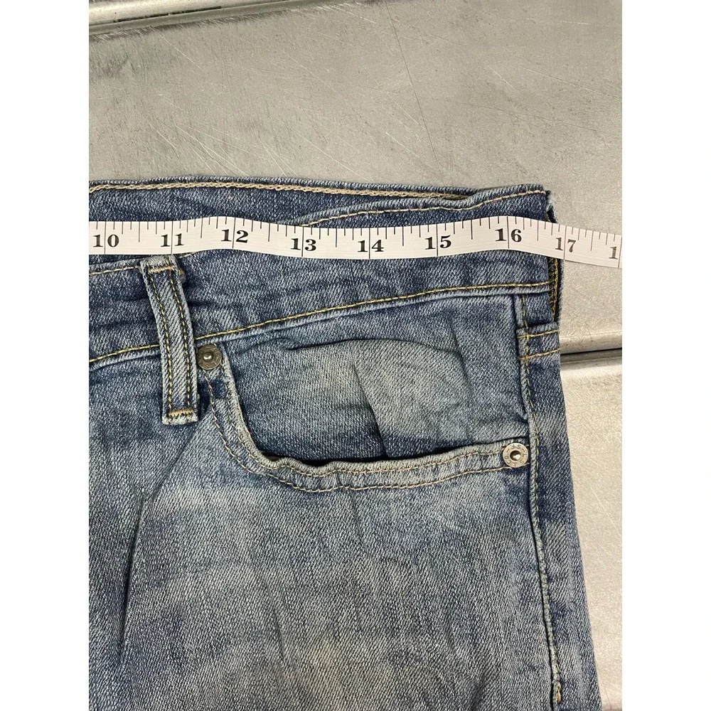 Levis 514‎ Jeans Mens 33X32 Blue Medium Wash Denim Straight Leg Distressed